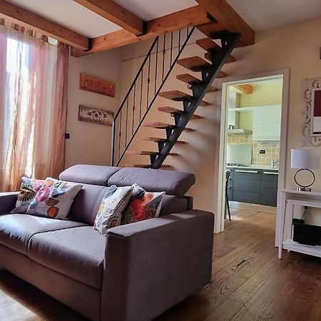 Appartamento La Casina Di Chiara ลีวอร์โน ภายนอก รูปภาพ