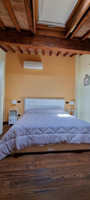 Appartamento La Casina Di Chiara ลีวอร์โน ภายนอก รูปภาพ
